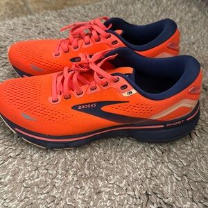 Women’s Brooks Ghost 15 Orange and Navy EUC